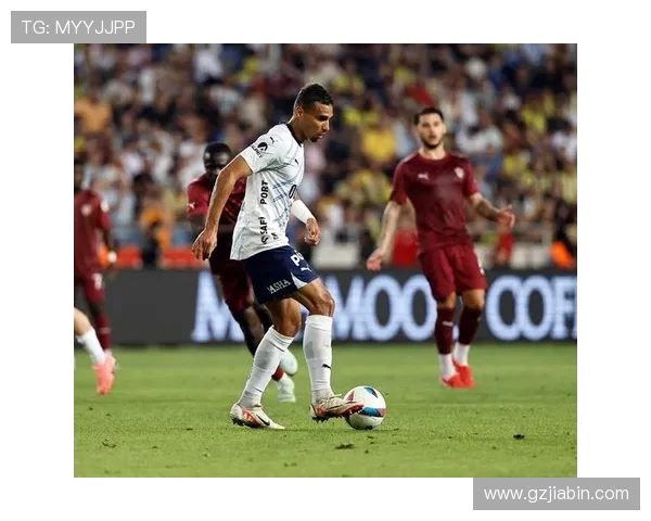 法甲当前热门话题汇总：从转会新闻到场外争议