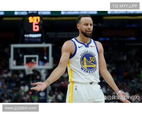 库里缺席时间不断延长勇士队面临更大挑战与困境